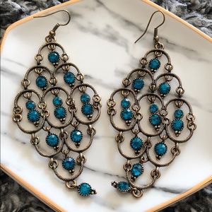 Torquise and antique gold coloured dangle earrings